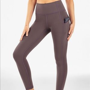 Fabletics Oasis 7/8 leggings